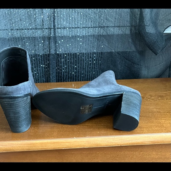 Dolce Vita Mules - Picture 3 of 5